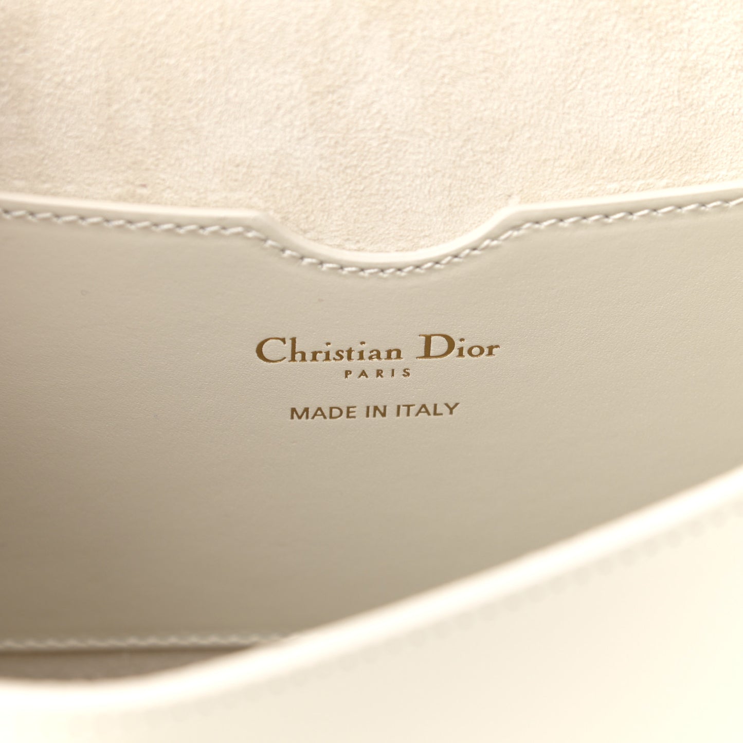 Box Calfskin Large Bobby Flap White