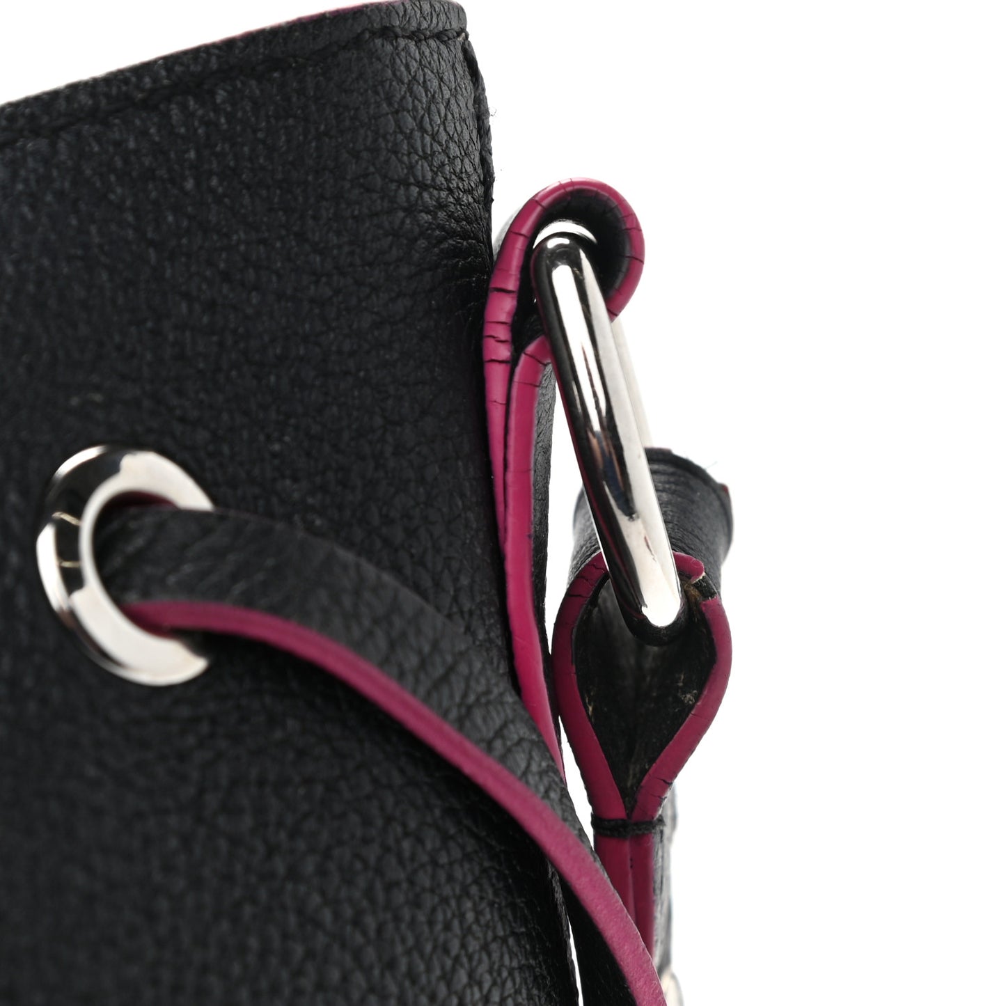 Calfskin Lockme Bucket Black