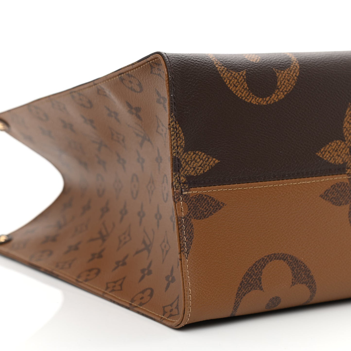 Reverse Monogram Giant Onthego GM