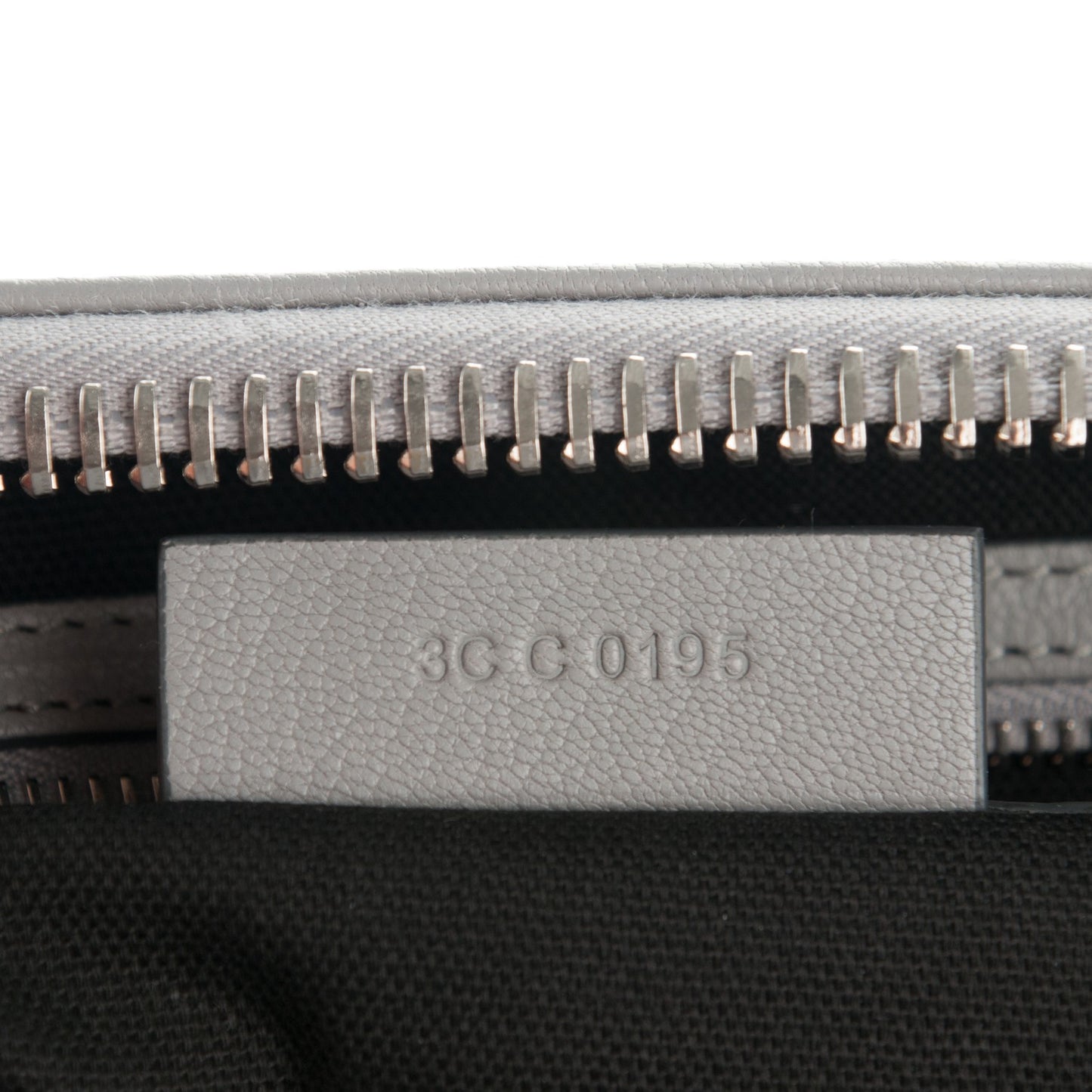 Sugar Goatskin Medium Antigona Pearl Grey