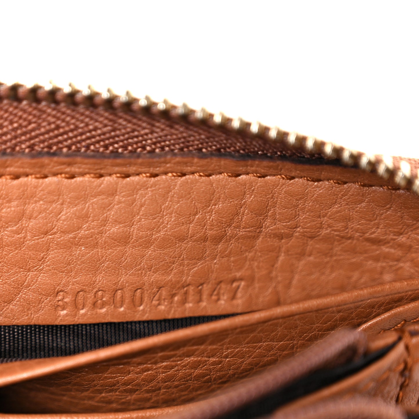 Pebbled Calfskin Soho Zip Around Wallet Dusty Blush