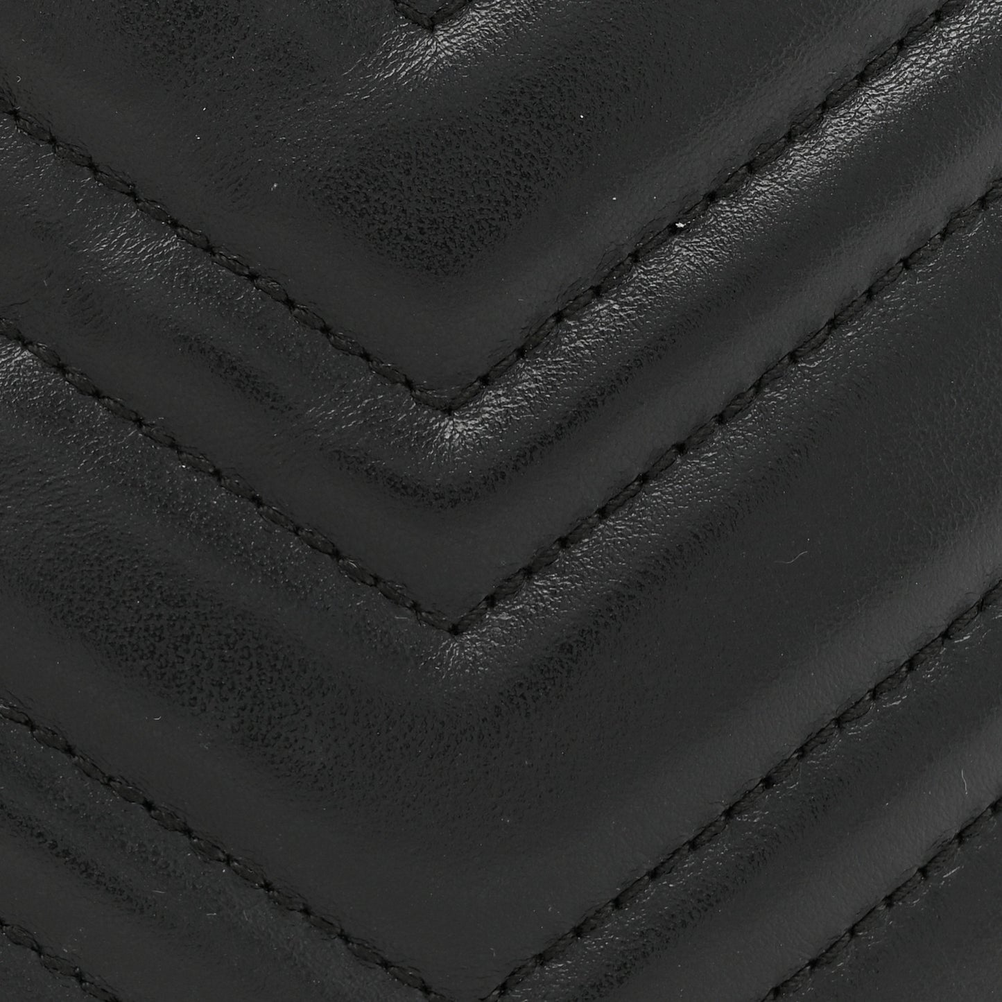 Calfskin Matelasse Small GG Marmont Chain Shoulder Bag Black