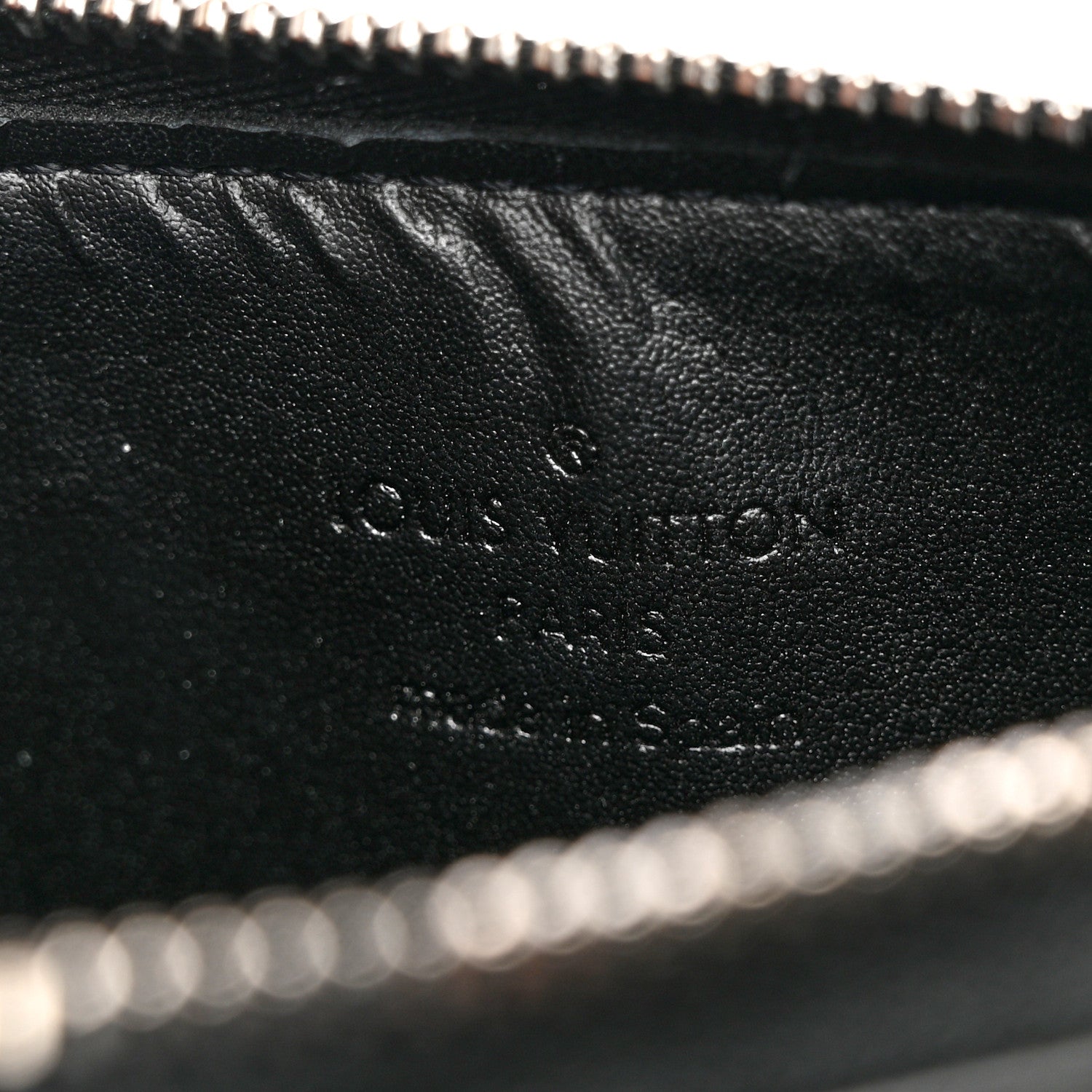 Louis Vuitton Vernis Lexington Fleurs Pochette Black 6 of 7