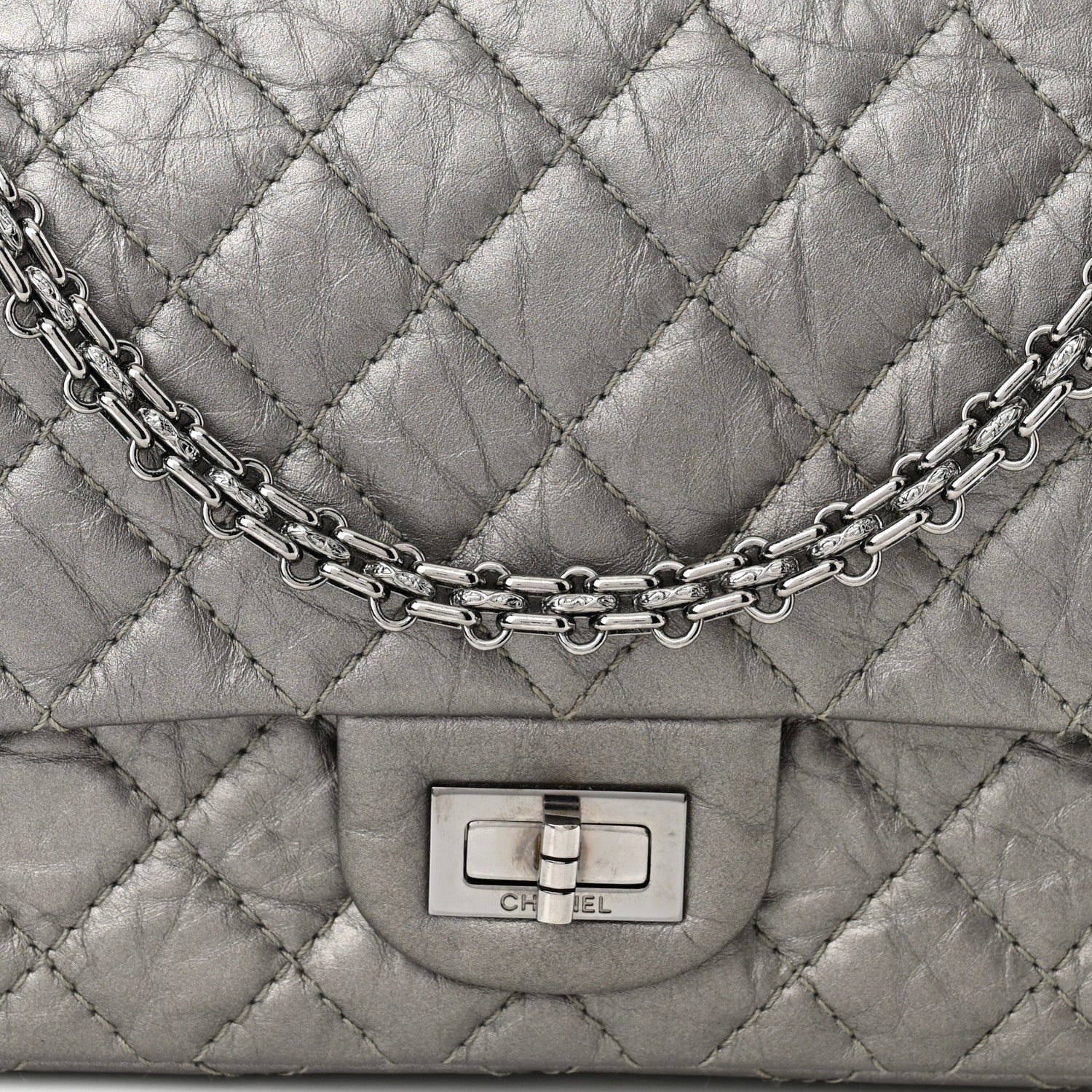 Chanel Metallic Aged Calfskin 2.55 Reissue 225 Flap Silver 8 of 10