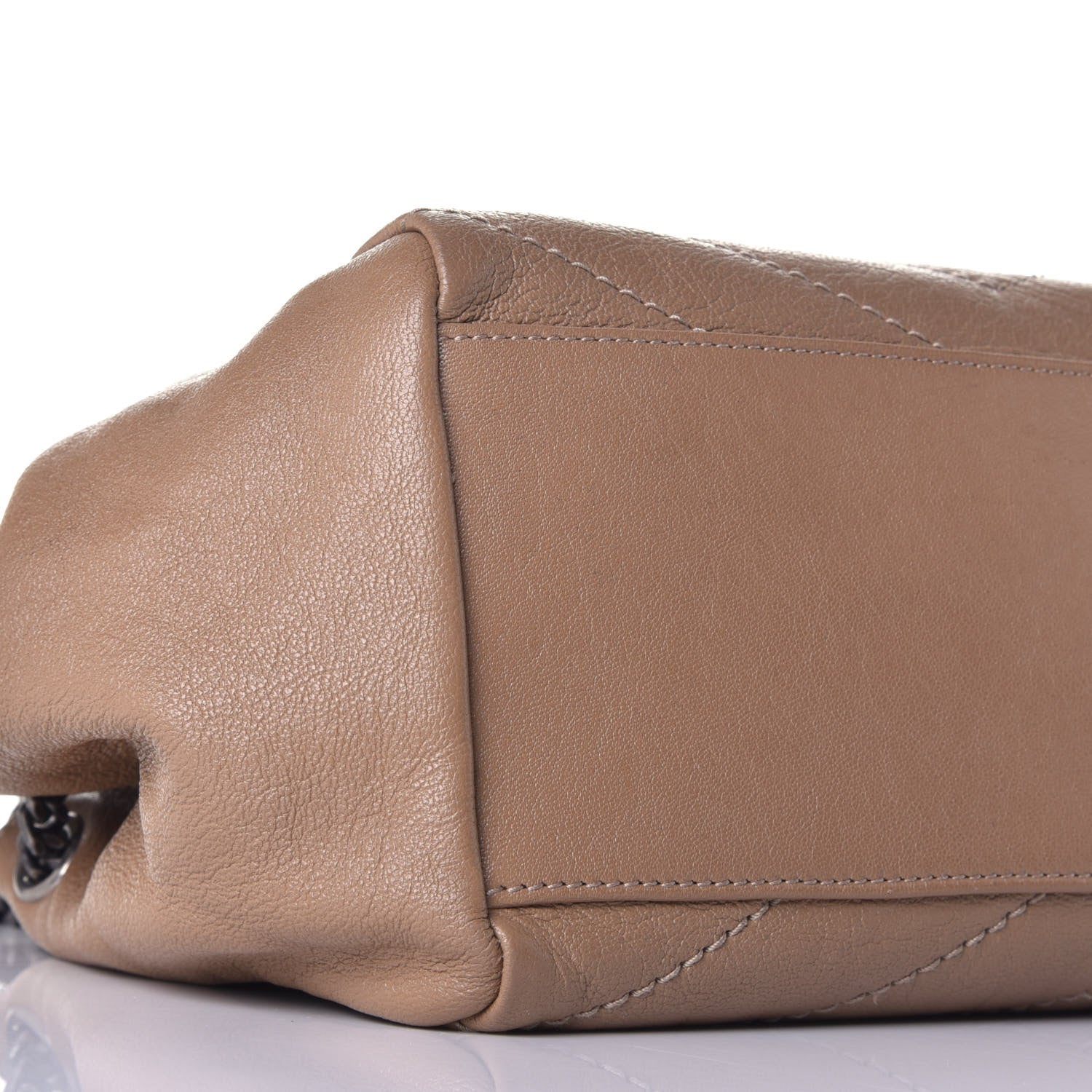 Saint Laurent Vintage Lambskin Chevron Monogram Small Nolita Peru 7 of 8