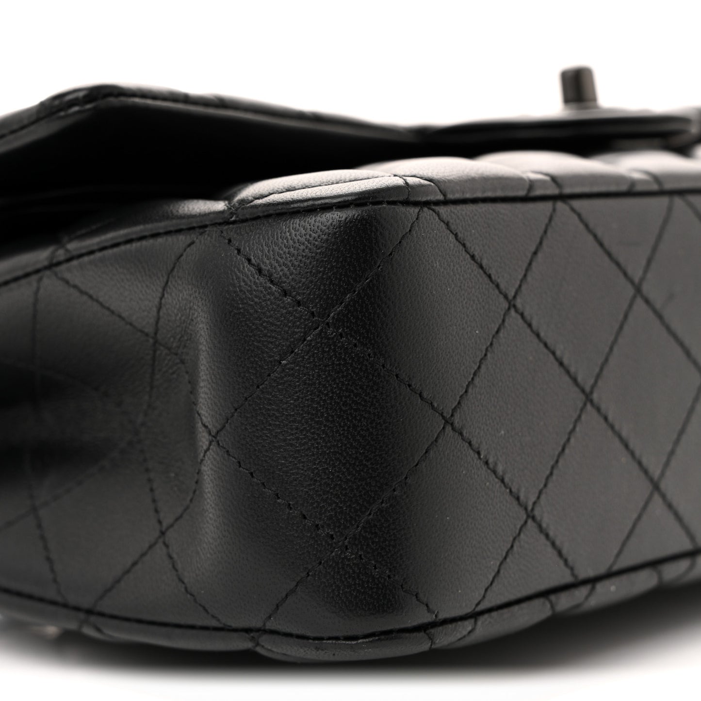 Lambskin Quilted Medium Double Flap So Black