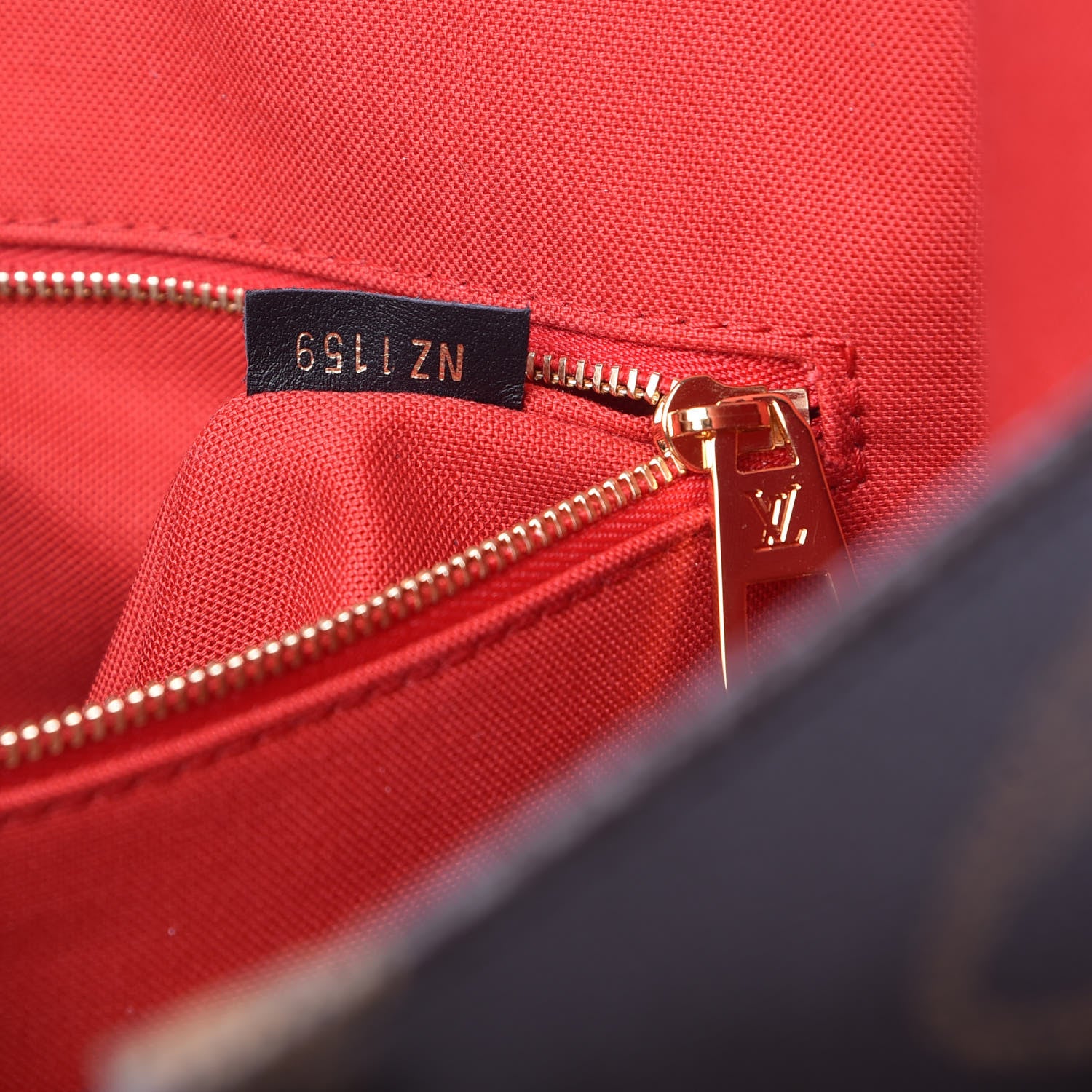 Louis Vuitton Reverse Monogram Giant Onthego GM 8 of 10
