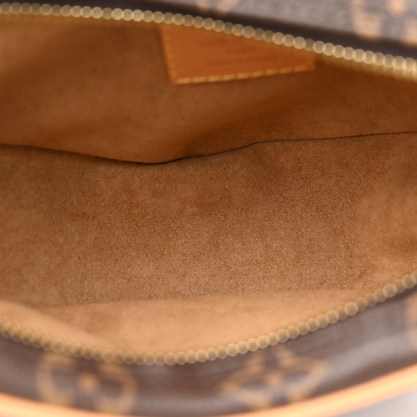 Monogram Loop