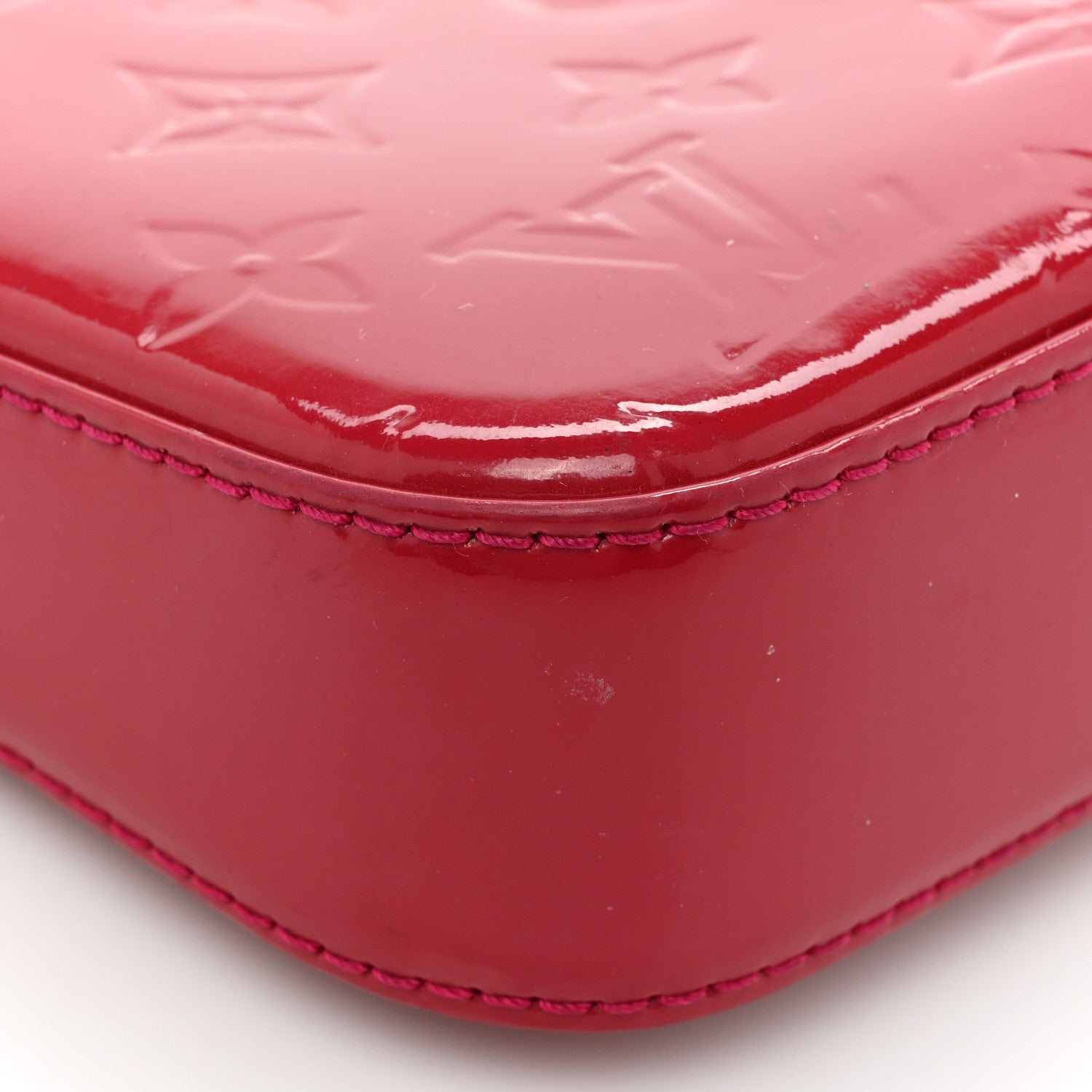 Louis Vuitton Vernis Pochette Accessories NM Rose Indien 15 of 17