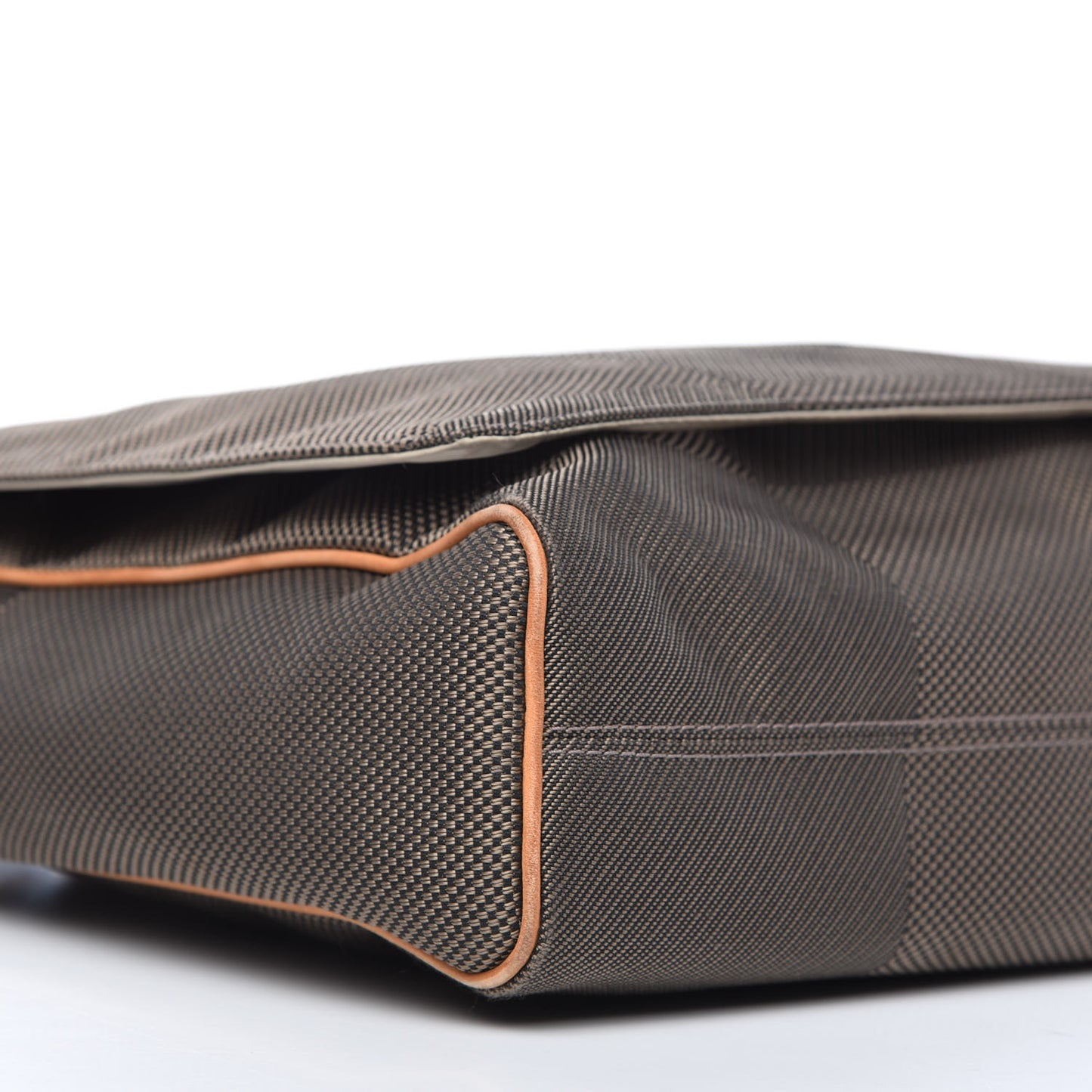 Damier Geant Messenger Bag Sable