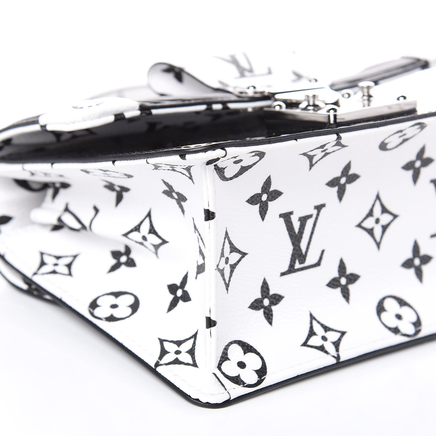 Vernis Epi Monogram Wynwood Black White