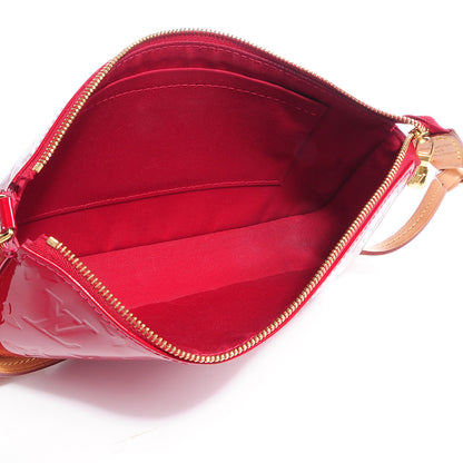 Louis Vuitton Vernis Pochette Accessories NM Pomme d'Amour 5 of 7