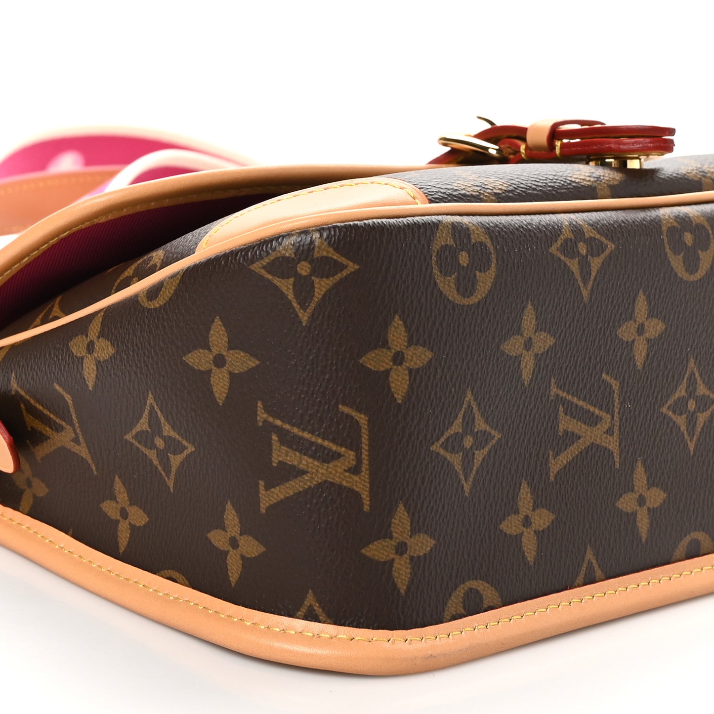 Monogram Diane Fuchsia