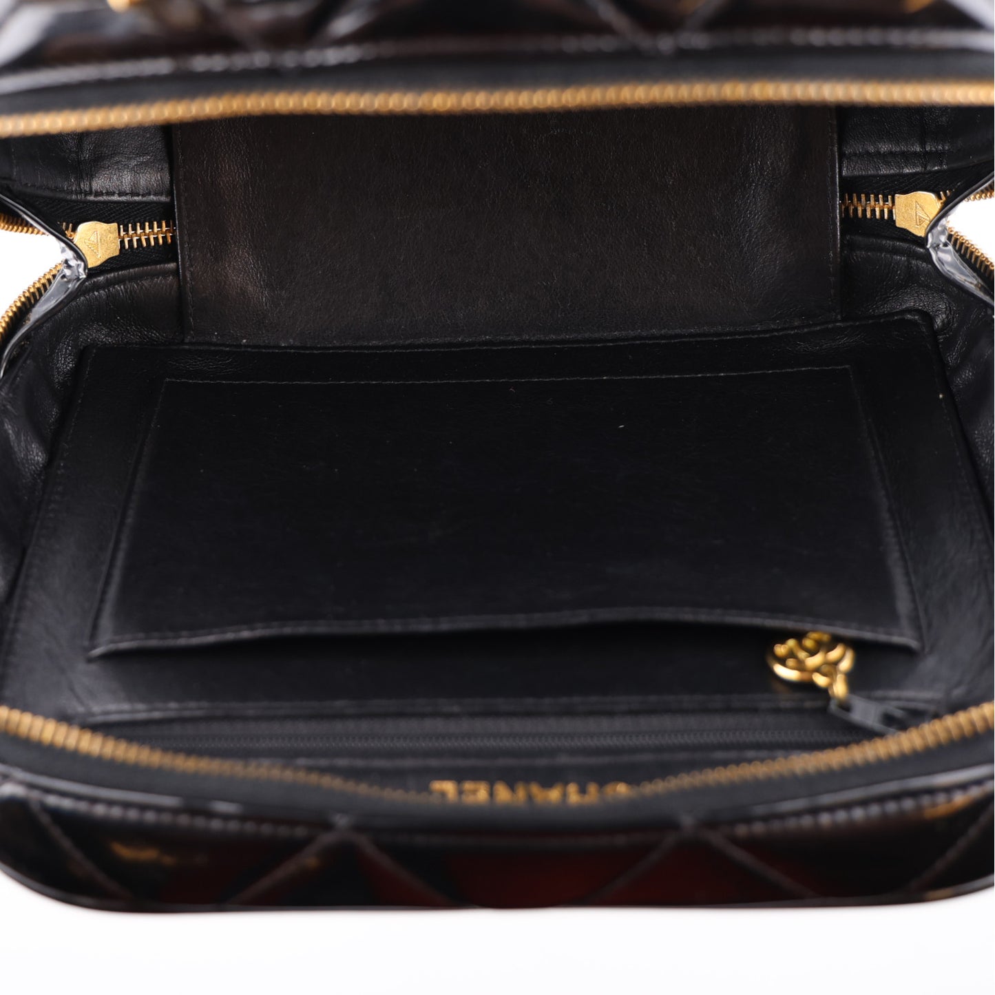Patent Quilted Top Handle Vanity Case Black