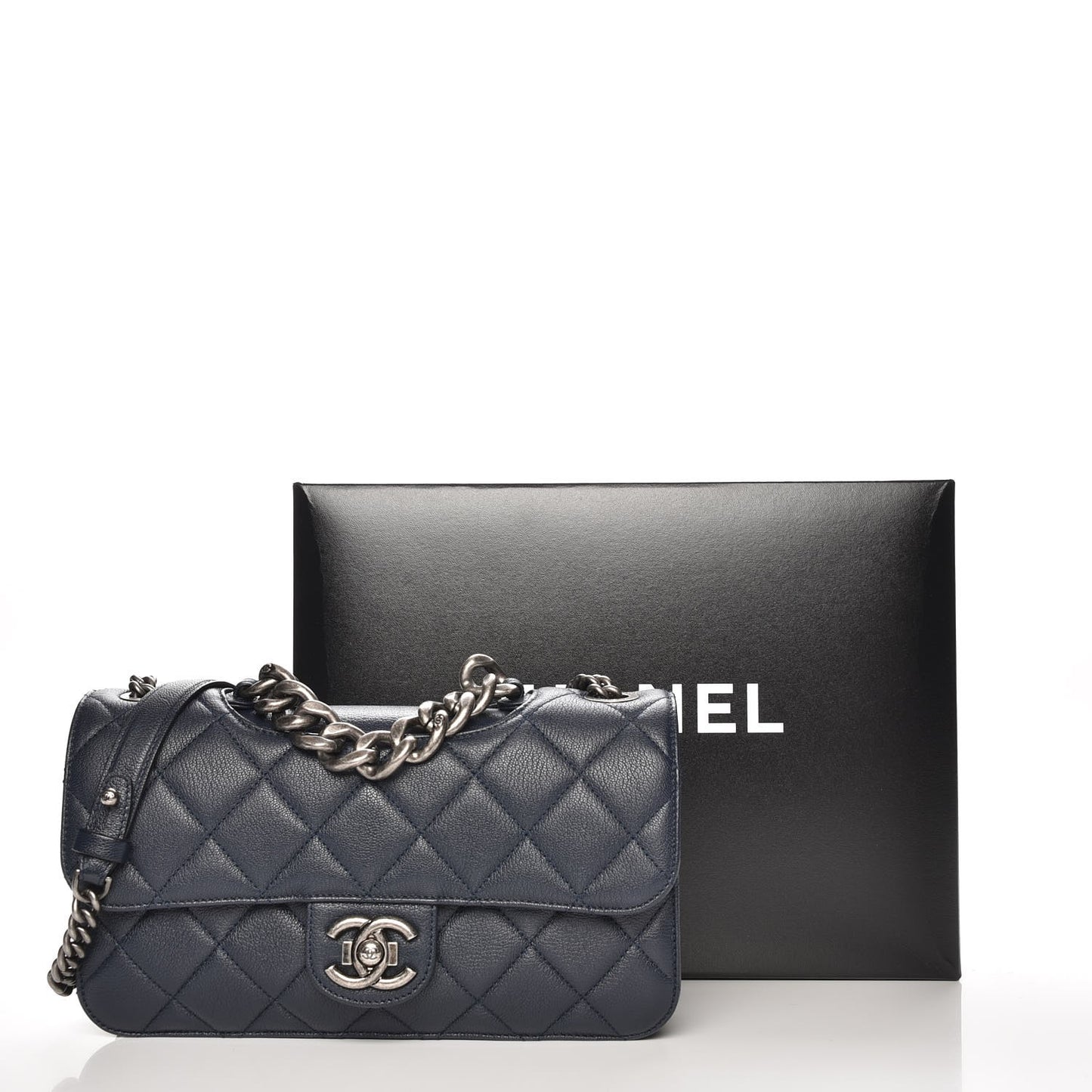 Goatskin Quilted Medium Perfect Edge Flap Navy Blue