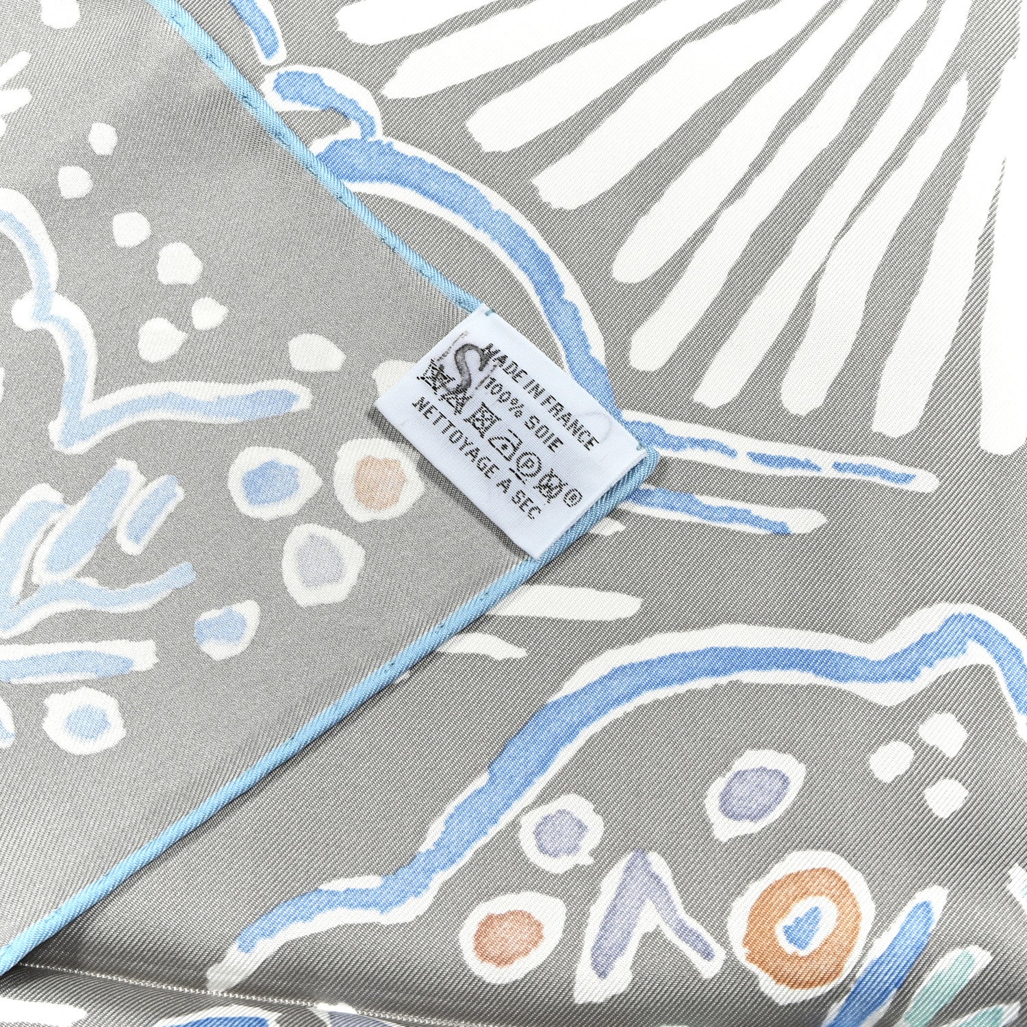 Hermes Silk Isola Di Primavera Scarf 90 Gris Clair Bleu Paradis 3 of 5