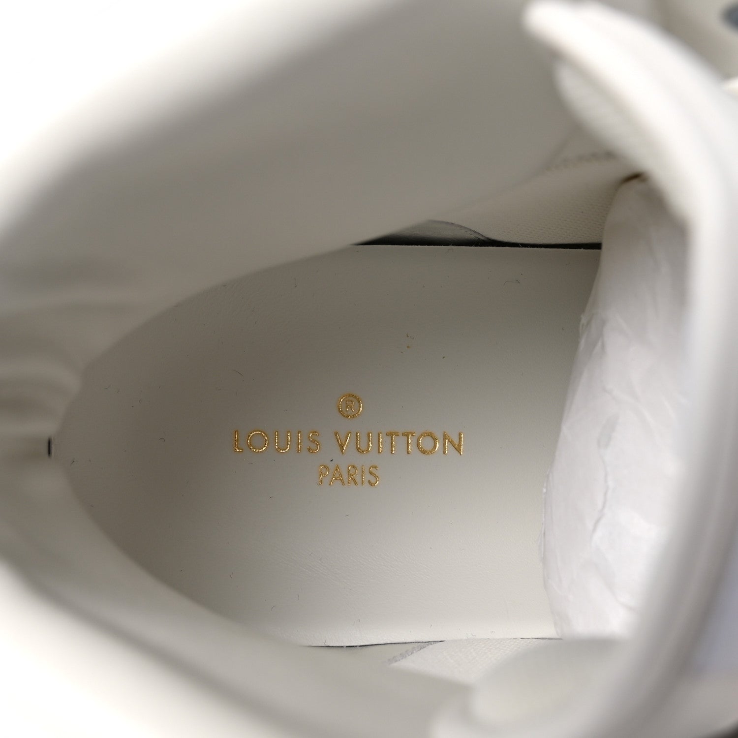 Louis Vuitton Calfskin Monogram Rivoli High Top Sneakers 10 White 8 of 9