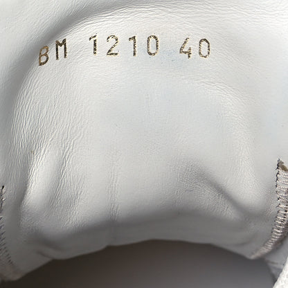 Louis Vuitton Calfskin Monogram Run Away Sneakers 40 White 7 of 10