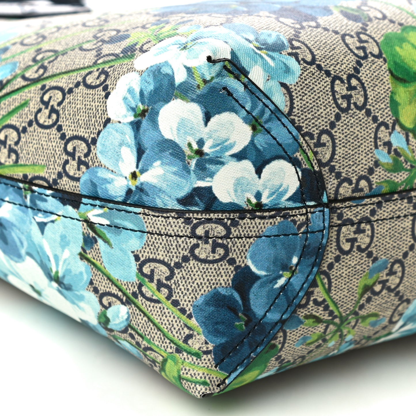 GG Supreme Monogram Blooms Small Reversible Tote Beige Blue Navy
