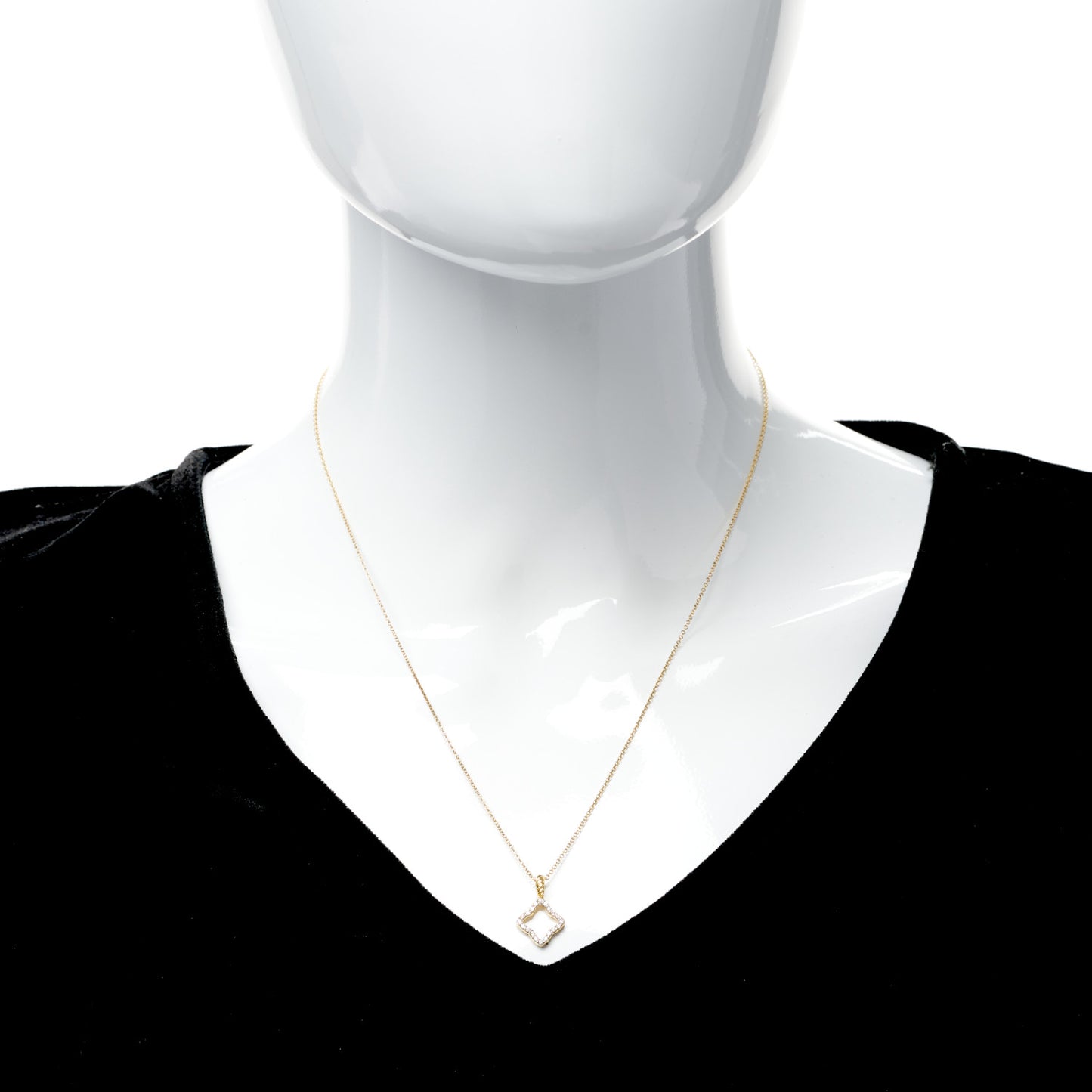18K Yellow Gold Diamond Cable Collectibles Quatrefoil Pendant Necklace