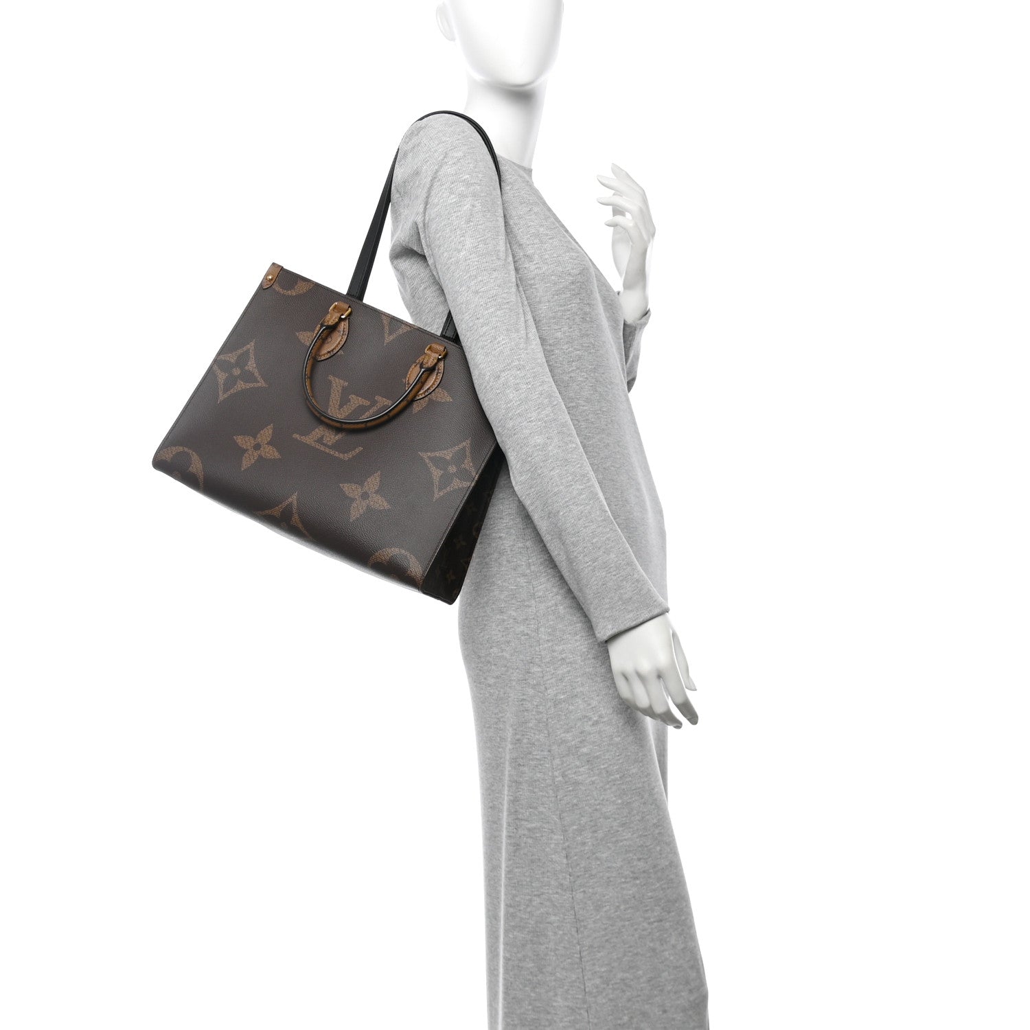 Louis Vuitton Reverse Monogram Giant Onthego MM 2 of 10