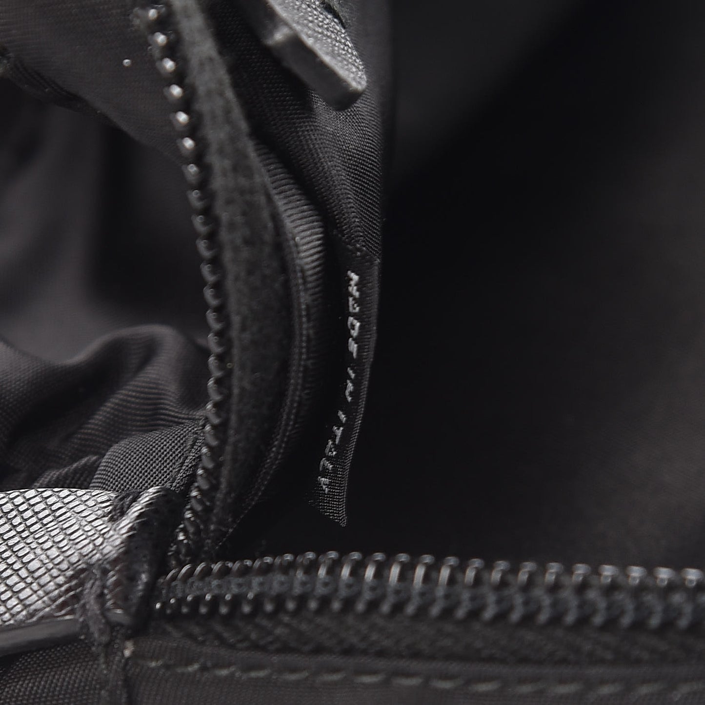 Tessuto Nylon Saffiano Belt Bag Black