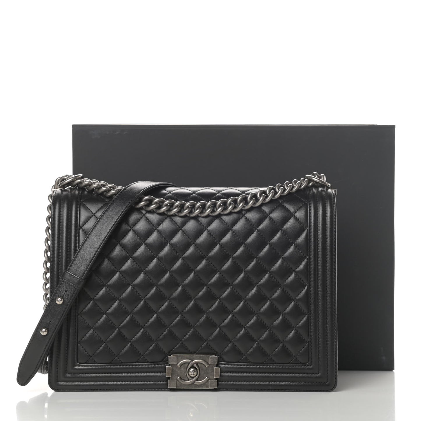 Lambskin Quilted Large Boy Flap Black