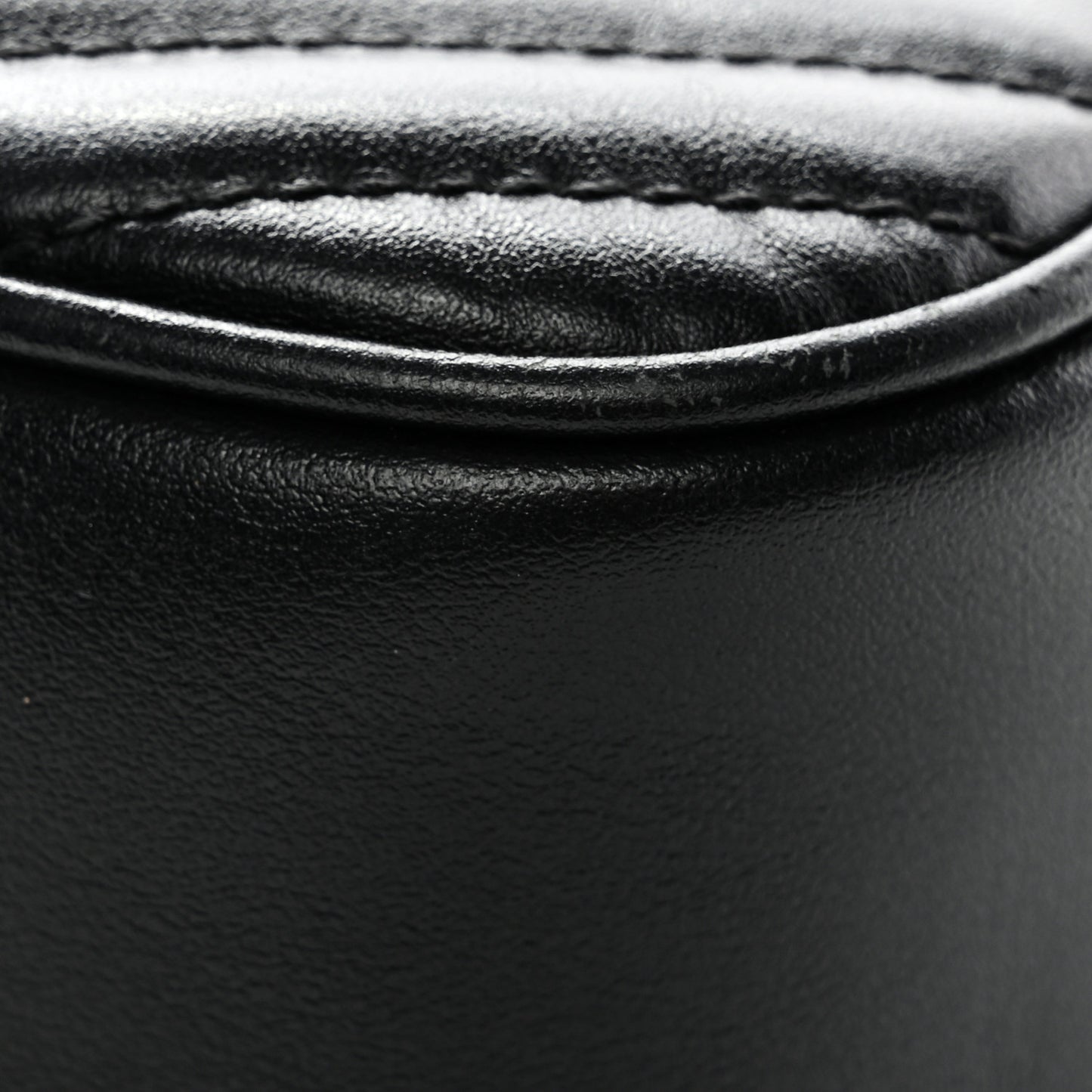 Calfskin Matelasse Small GG Marmont Chain Shoulder Bag Black