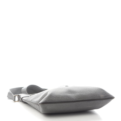 Louis Vuitton Taiga Sasha Messenger Glacier 3 of 8