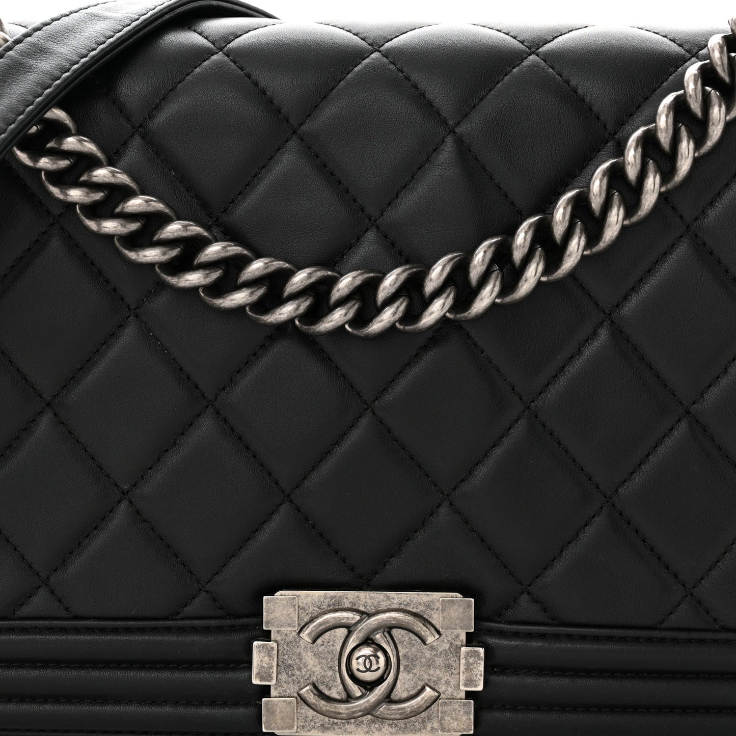 Lambskin Quilted New Medium Boy Flap Black
