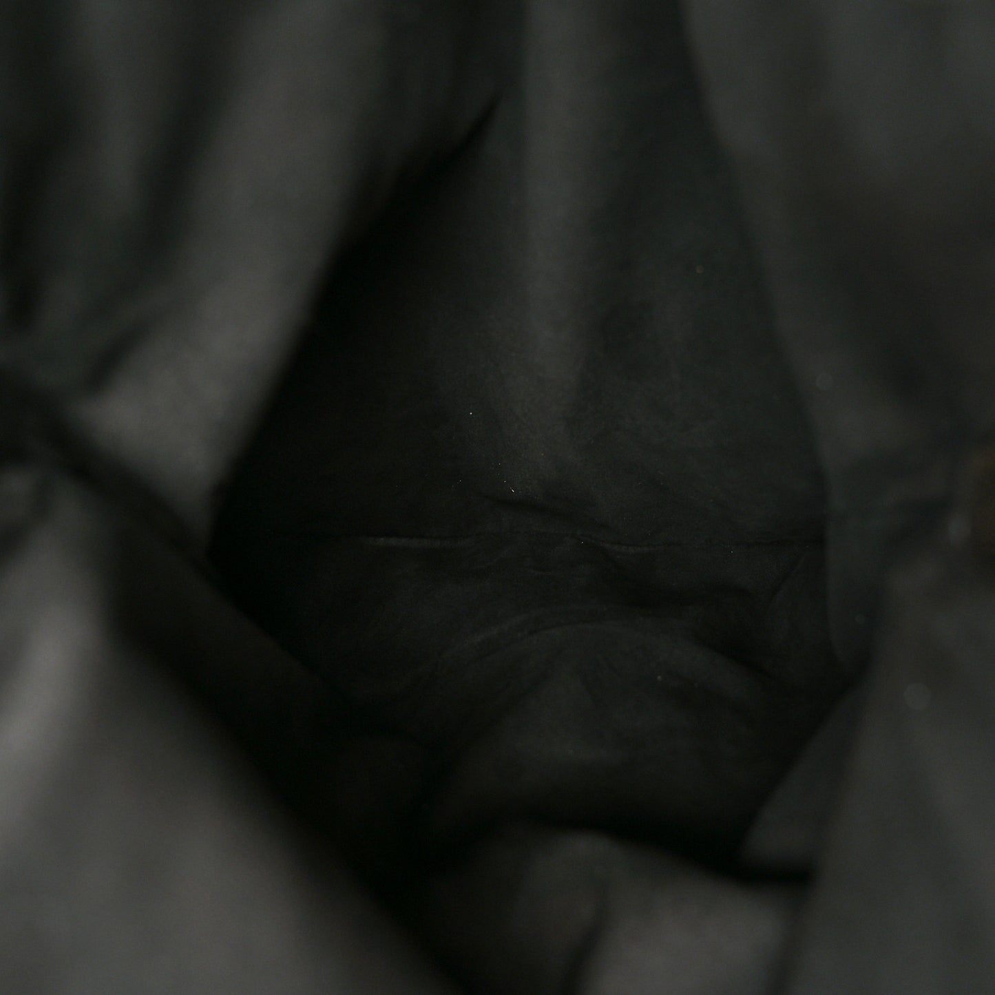 Pebbled Calfskin Medium Jennifer Graphite