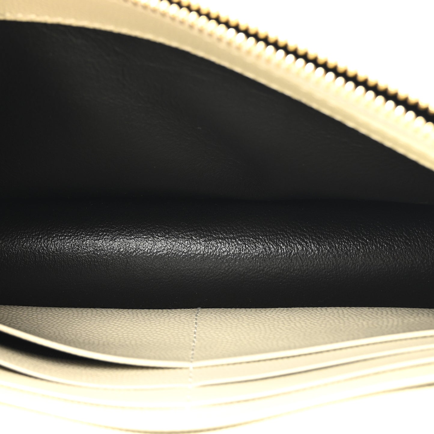 Grain De Poudre Matelasse Chevron Monogram Envelope Chain Wallet Crema Soft