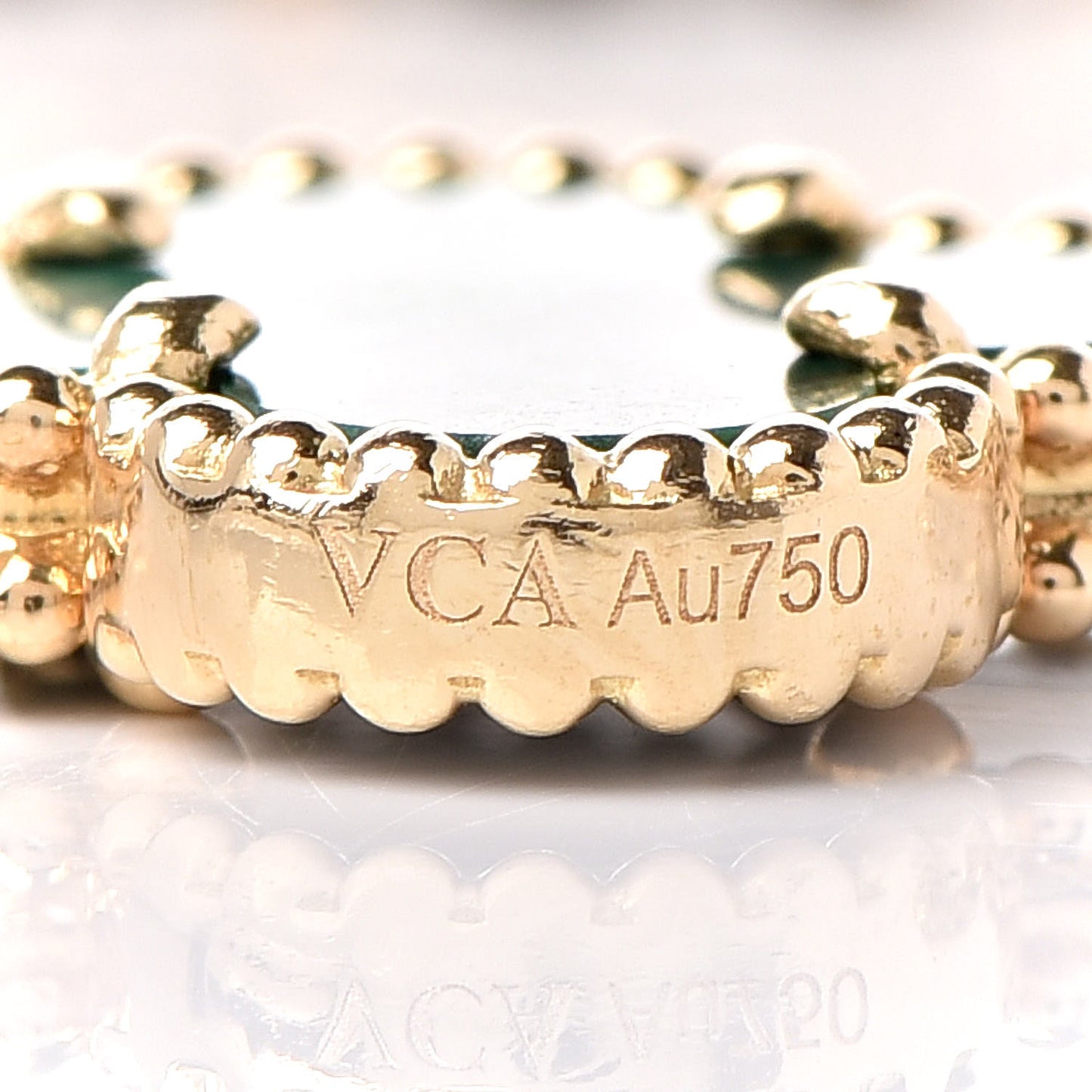 18K Yellow Gold Malachite 5 Motifs Vintage Alhambra Bracelet