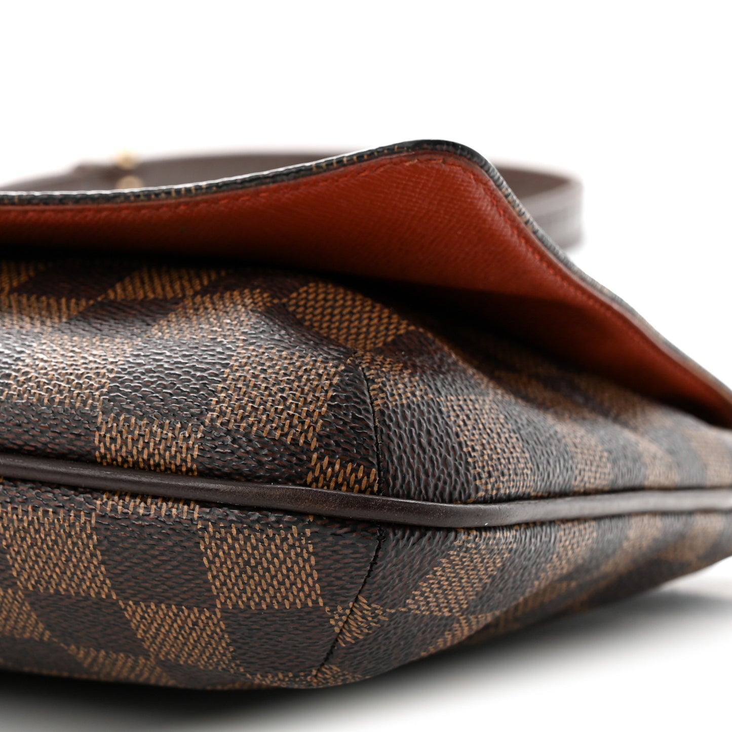 Damier Ebene Musette Tango