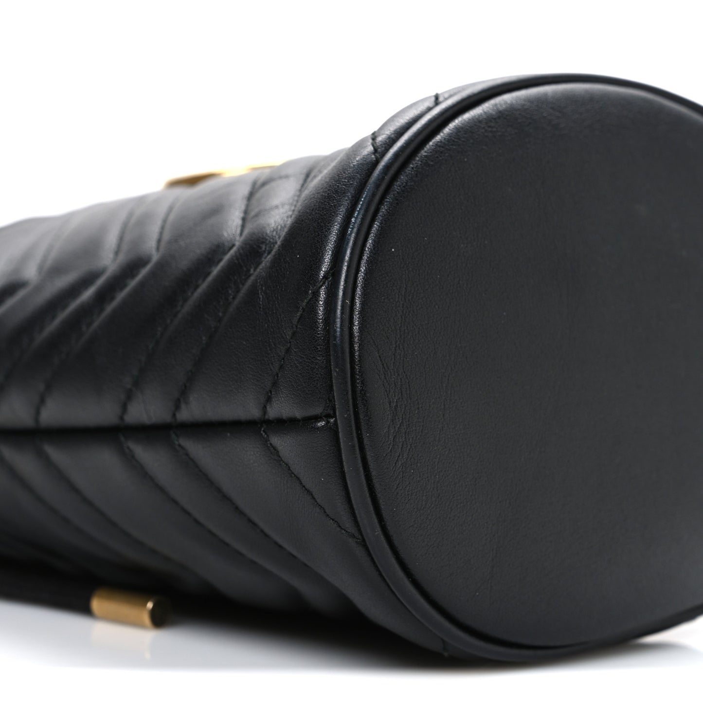 Calfskin Matelasse Mini GG Marmont 2.0 Bucket Bag Black