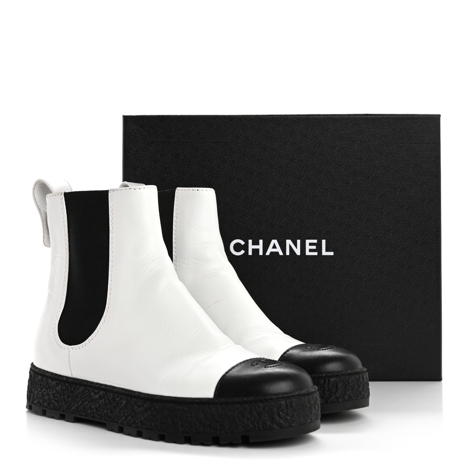 Chanel Calfskin Cap Toe CC Ankle Boots 39 White Black 15 of 15