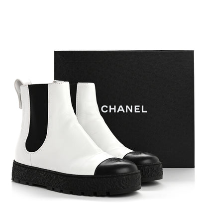 Chanel Calfskin Cap Toe CC Ankle Boots 39 White Black 15 of 15