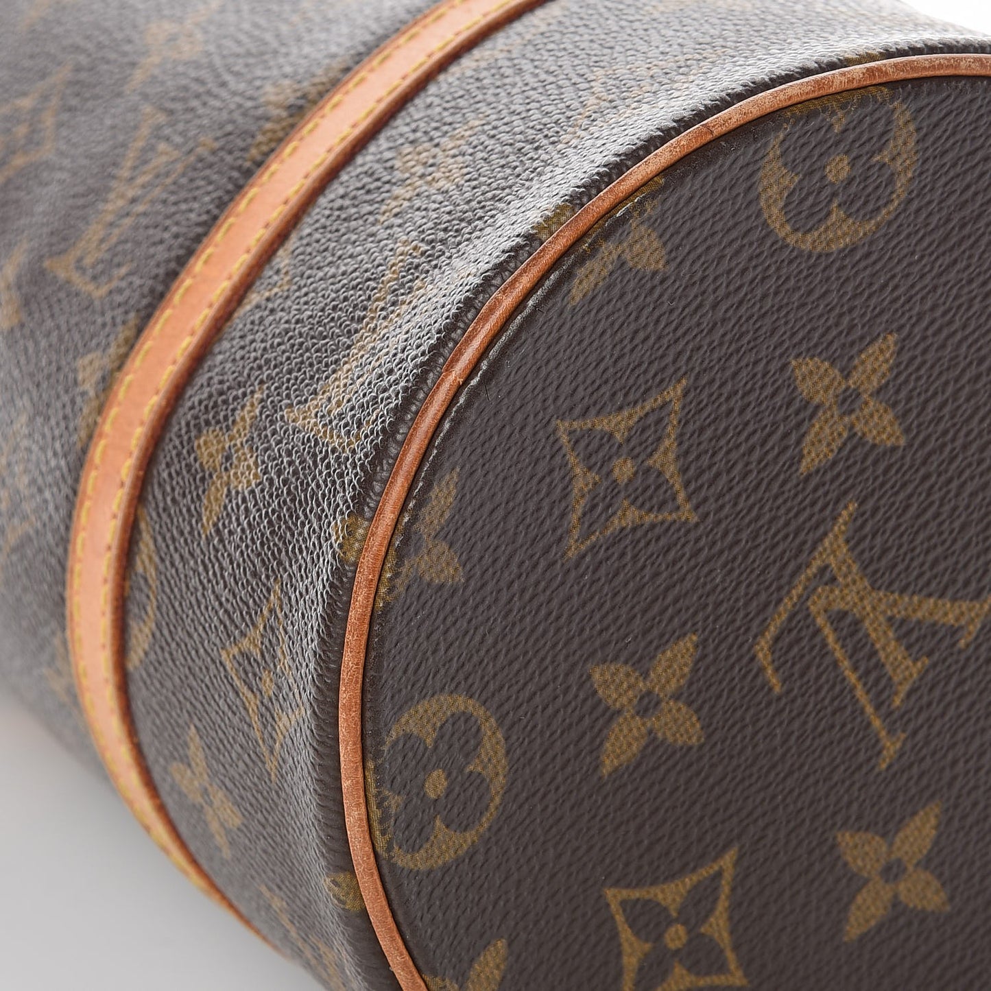 Monogram Papillon 26