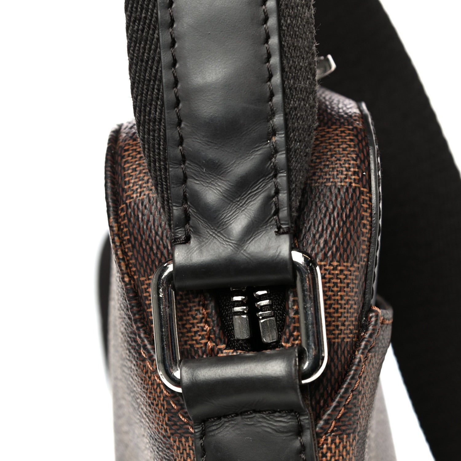 Louis Vuitton Damier Ebene Jake PM Messenger 22 of 26