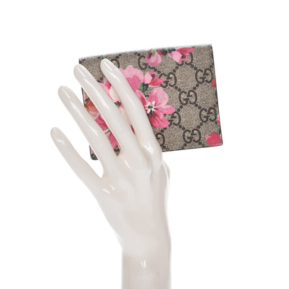 Gucci GG Supreme Monogram Blooms Card Case Beige Multicolor Dry Rose 2 of 8