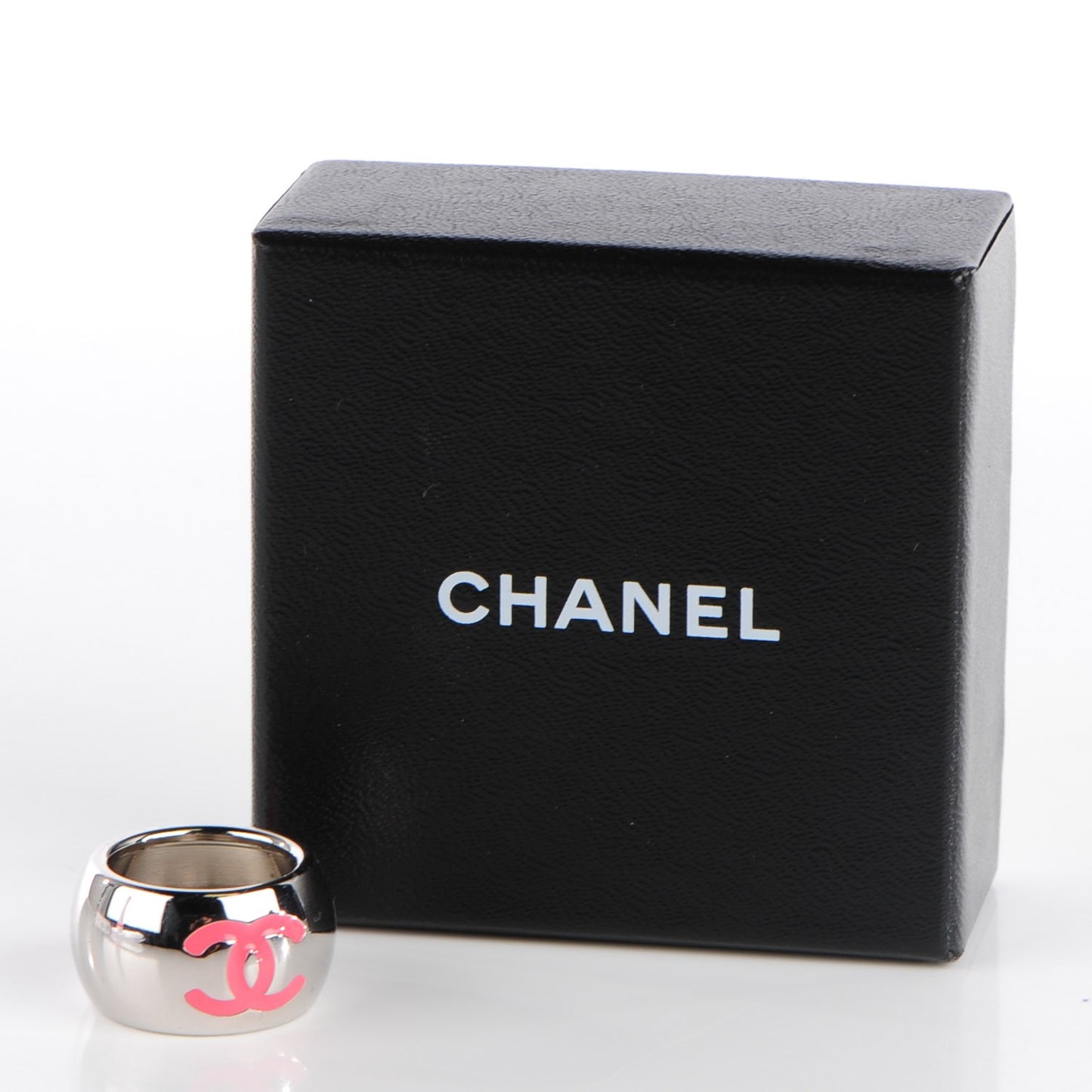 Metal Enamel Valentine CC Ring 6.5 Silver Pink