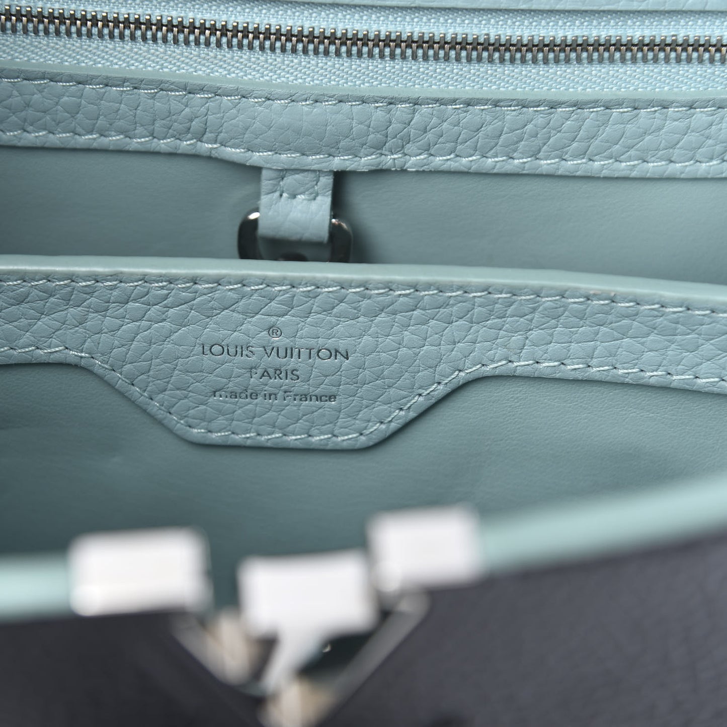Taurillon Capucines BB Black Turquoise