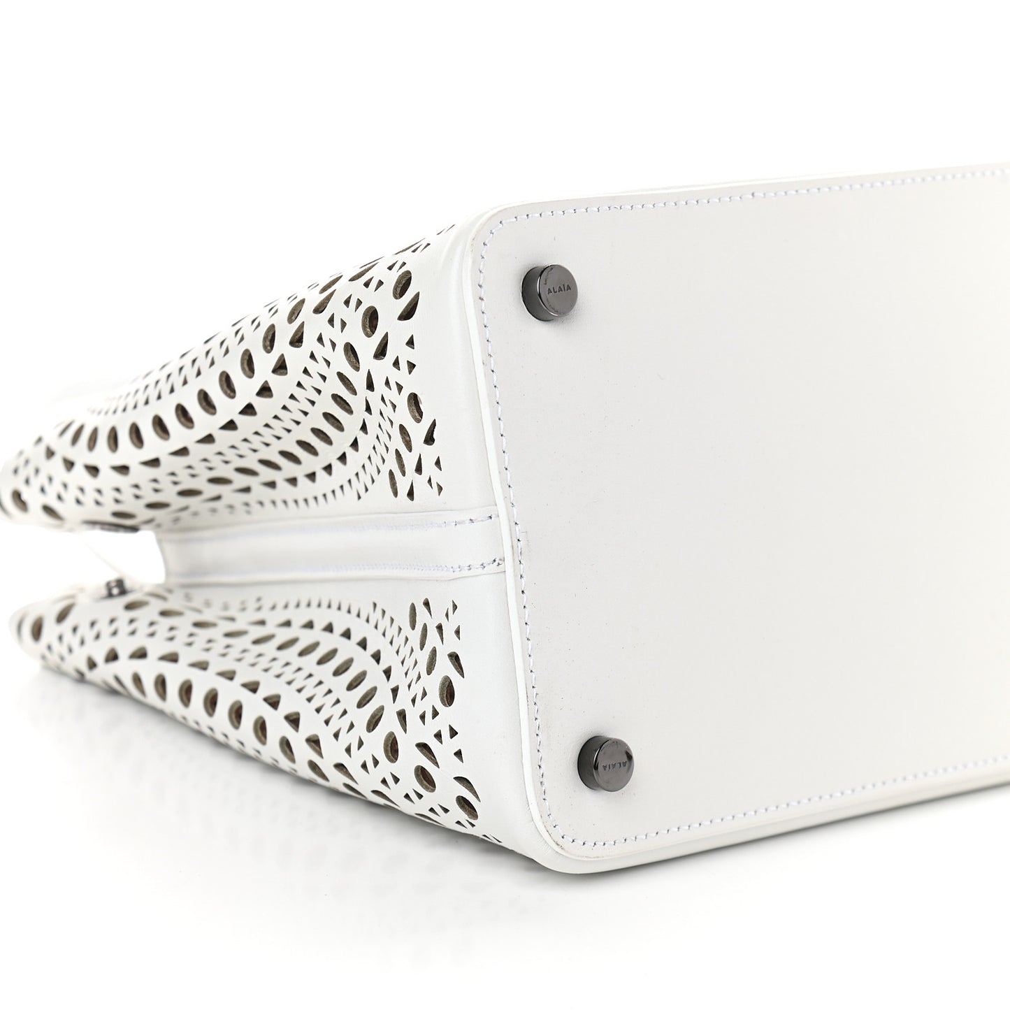 Calfskin Vienne Mina 25 Bag White