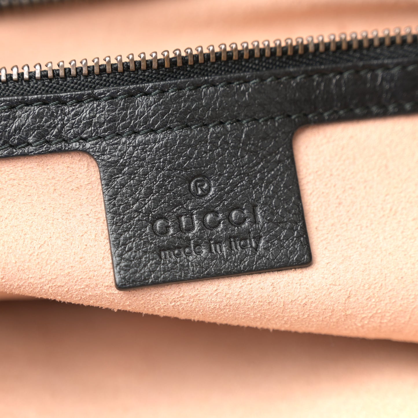 Azalea Calfskin Matelasse Large GG Marmont Slim Tote Black