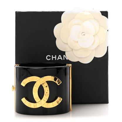 Chanel Resin CC Paris Button Cuff Bracelet Black Gold 5 of 5