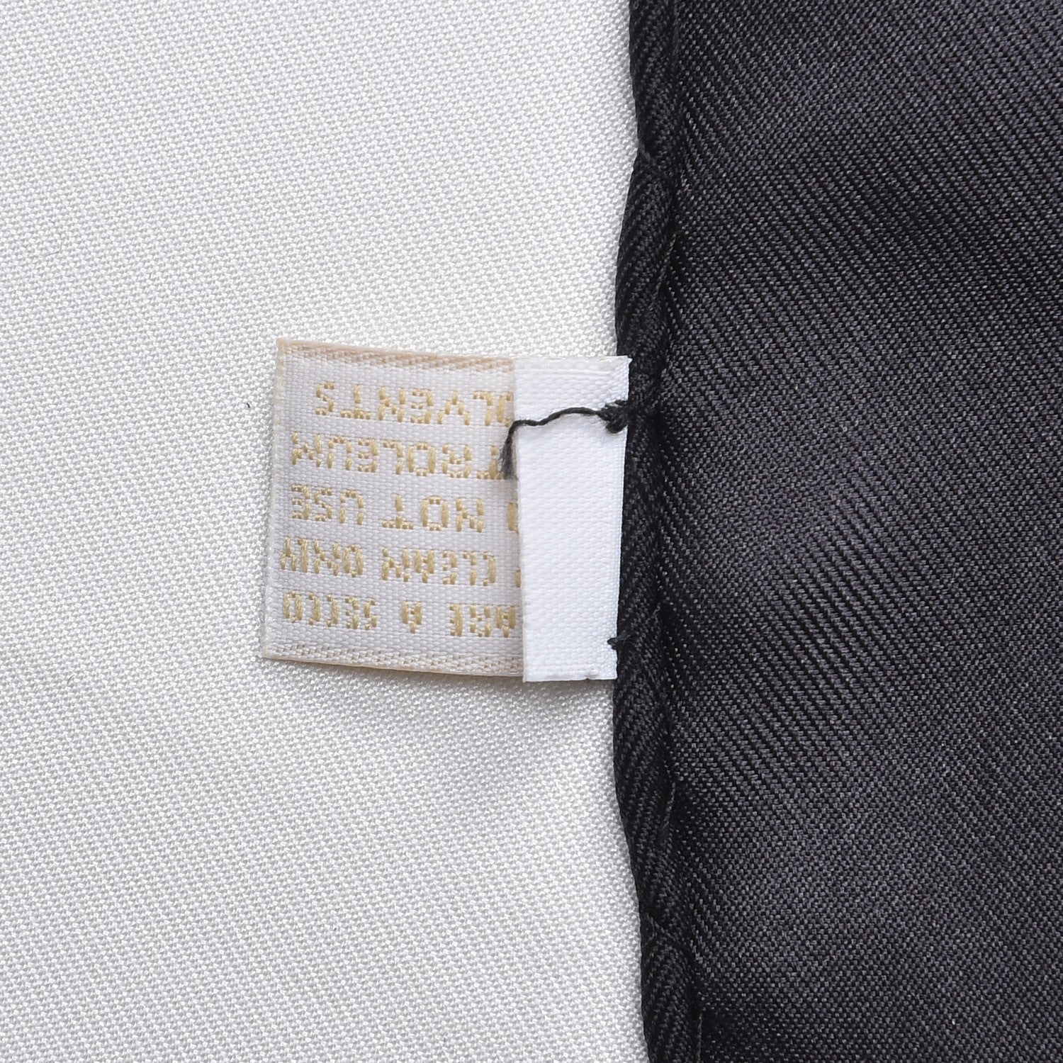 Gucci Silk Carriage Printed Scarf Black 5 of 6