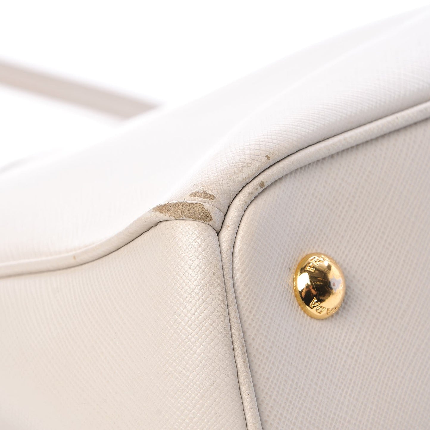 Saffiano Lux Medium Tote Talco
