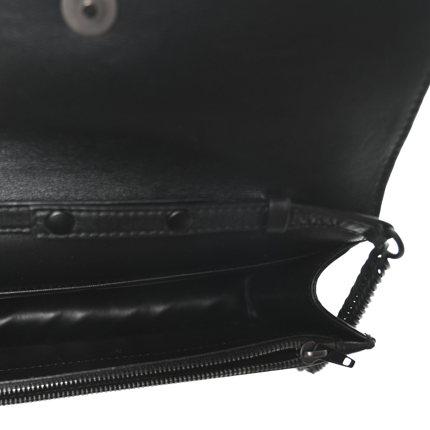 Balenciaga Shiny Goatskin Logo Embossed Monochrome BB Wallet On Chain Black 5 of 9