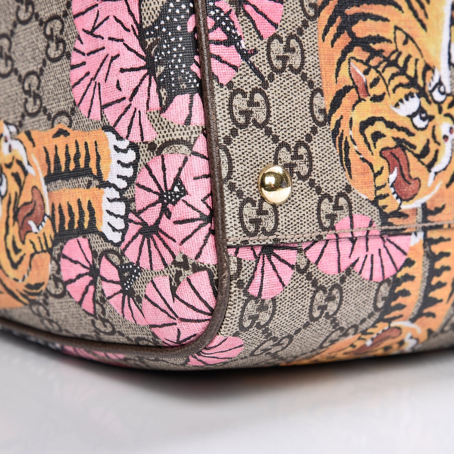 GG Supreme Monogram Bengal Medium Boston Beige PInk