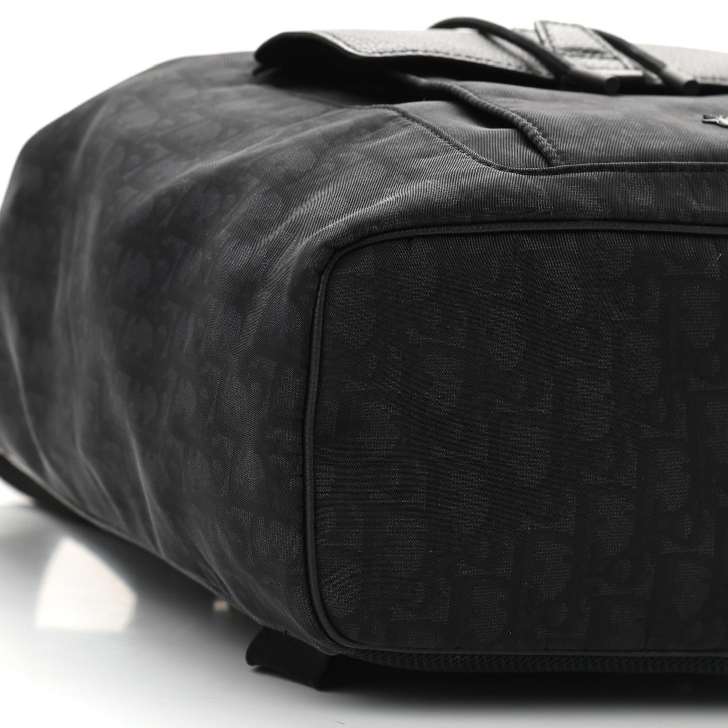 Oblique Motion Backpack Black